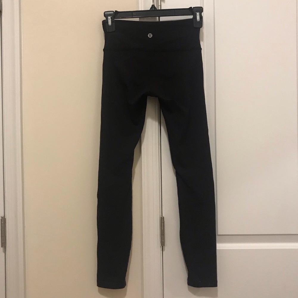 Lululemon Wunder Under black size 2
